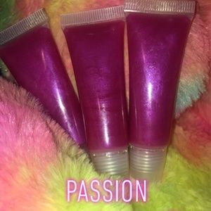 Passion Pink Flavored Lip Gloss